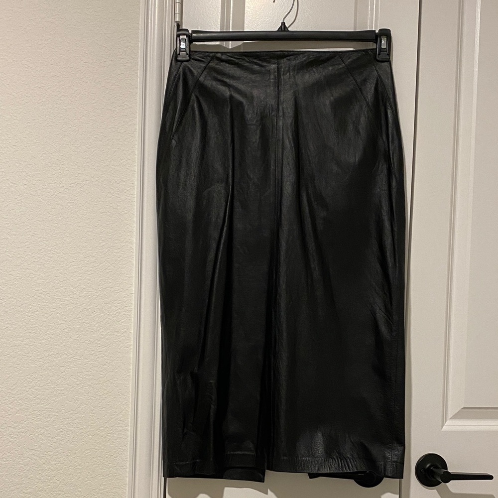 Ruth Wagner Vintage Black Lamb Skin Leather Skirt - Picture 4 of 12